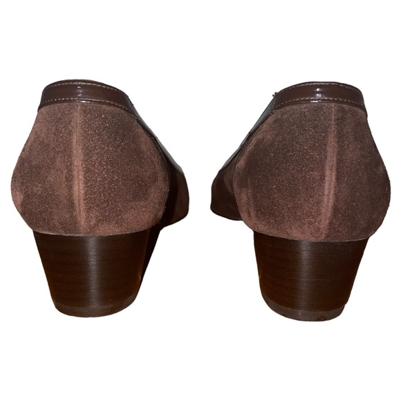 SALVATORE FERRAGAMO Vara Pump Low
Heel Suede and Patent Leather Size 9.5 C New - Picture 7 of 16